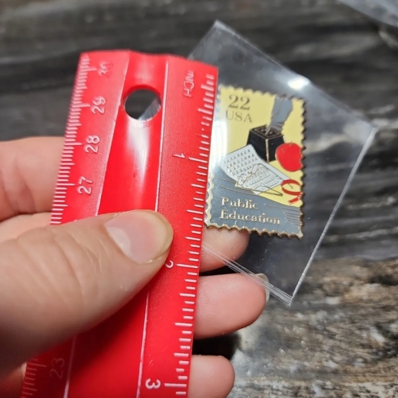 22 Cent US Postage Stamp Lapel Hat Pin Badge Public Education Enamel - Picture 4 of 4